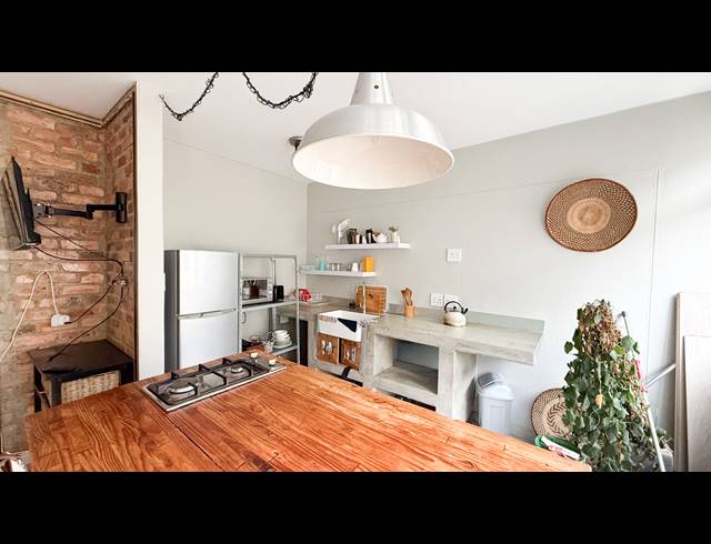 1 BEDROOM STUDIO APARTMENT TO LET IN CAPE TOWN CITY CENTRE